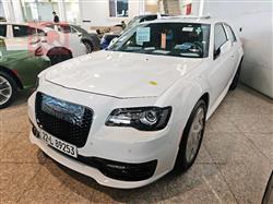 کرایسلەر 300